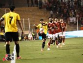 الفيومى يسجل ثانى أهداف كهرباء الإسماعيلية فى شباك الأهلى والنتيجة 3 - 2