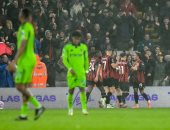 بورنموث يتخطى فولهام بريمونتادا مثيرة في الدوري الإنجليزي (فيديو)