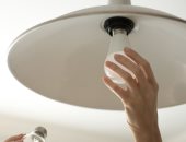 النهاردة اليوم الوطنى لتغيير لمبة البيت فى أمريكا.. رسالة لكل زوج بيكسّل