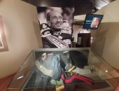 سر خطير كشفته بدلة استشهاد "السادات".. وكيف تغير مسار رصاصة فقتلته.. فيديو