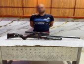 ضبط شخص قتل 3 كلاب وأصاب اثنين داخل ملعب فى الزقازيق