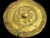 قرص ذهبى يكشف دورات القمر والطقوس النجمية فى العصر البرونزى