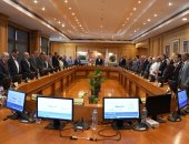 مجلس جامعة حلوان يستهل جلسته بالوقوف دقيقة حداد على روح رئيس الجامعة الأسبق