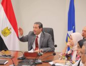 محافظ دمياط يناقش مخططات مشروعى تطوير كورنيش البحر واللسان برأس البر