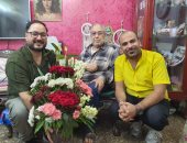 اليوم السابع يحتفى بالفنان صبري عبد المنعم في منزله.. صور 