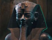 رحلة داخل مقبرة الفرعون الشمس أمنحتب الثالث.. فيديو