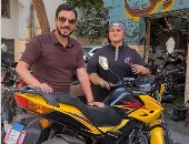 البنت اللي بتكلم الموتوسيكلات.. "حبيبة" تكشف الأعطال باللمس والصوت.. فيديو