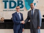 وزير الاستثمار يبحث مع رئيس مجموعة بنك التجارة والتنمية للكوميسا فرص تعزيز التجارة البينية