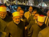 شيخ الأزهر ووزير الأوقاف يقدمون واجب العزاء فى الدكتور أحمد عمر هاشم