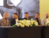 تامر عاشور يشارك مي فاروق احتفالها بالبومها تاريخي.. صور