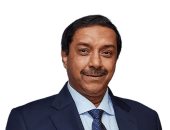 رئيس الاتحاد الدولي للهوكي يجتمع مع وزير الرياضة ورئيس الأولمبية على هامش بطولة أفريقيا