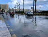 الشتاء قادم.. أمطار غزيرة تضرب الإسكندرية الآن.. فيديو وصور 