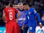 فرنسا ضد أذربيجان.. مبابي يغادر معسكر الديوك بسبب الإصابة 