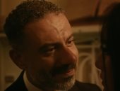 محمد فراج محامى مشهور ويقع فى أزمات مع صحفية بمسلسل ورد وشيكولاته