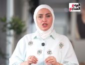 غريب في بيتك.. خد بالك لو ولادك بعتوا الصور والرسايل دي ليك