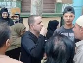 ضبط شخص يرتدي ملابس نسائية ونقاب للتسول بالغربية