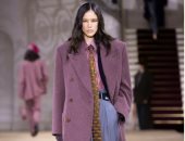 ربطة العنق مش للرجال فقط.. 4 طرق مختلفة عشان تلبسيها وتزودى شياكتك