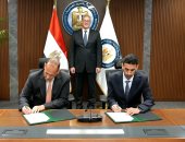 وزير البترول يشهد توقيع عقد أعمال الحفر بين بي بي وفالاريس لـ5 آبار للغاز 