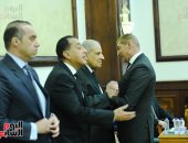 آبل تمهد لجيل جديد من سماعات AirPods بقدرات ذكاء اصطناعى وكاميرات مدمجة