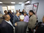 محافظ كفر الشيخ يتفقد العمل بالمركز التكنولوجى بقلين ويوجه بسرعة إنجاز طلبات التصالح