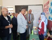 محافظ الجيزة يوجه بالاهتمام بالنشاط الطلابى وتنمية مهارات التلاميذ