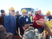 محافظ الجيزة يتفقد مناجم شركة الحديد والصلب للمناجم بالواحات البحرية