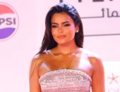 السلم والتعبان وفيها إيه يعني وإن غاب القط.. 3 أفلام تعكس تألق أسماء جلال 