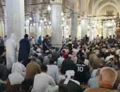 الآلاف يؤدون صلاة الجمعة داخل مسجد السيد البدوى.. فيديو