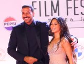 مايان السيد لـ أحمد السعدنى بعد تقبيله يدها بمهرجان الجونة: أحلى واحد.. صور