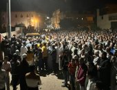 أهالى البحيرة يشيعون جنازة 3 أشخاص لقوا مصرعهم فى حادث تصادم بطريق بنها الحر