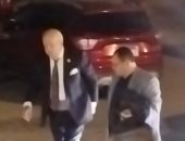 كاميرا اليوم السابع ترصد لحظة وصول الموسيقار عمر خيرت إلى الأوبرا لإحياء حفله الليلة