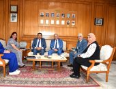 جامعة حلوان تستقبل وفد هيئة "سنتريور" للمراجعة على نظام الجودة الإدارية