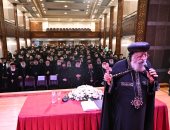 البابا تواضروس يلتقى كهنة حلوان والمعادى ومصر القديمة بمطرانية المعادى