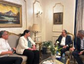 محافظ أسوان يلتقى المدير العام لمنظمة اليونسكو ونائب رئيس المفوضية الأفريقية