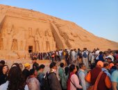تعامد الشمس.. أكثر من 4000 سائح يشاهدون الظاهرة بمعبد أبوسمبل "صور"