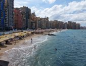 إسكندرية تتجمل في الشتاء.. بحر و سنارة و لعب على الرمال