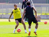 الريال ضد برشلونة.. رافينيا يستعيد عافيته قبل الكلاسيكو