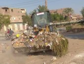 رفع 50 طن قمامة ومخلفات صلبة وأتربة فى 4 قرى بمركز سوهاج