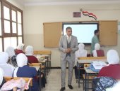 وكيل وزارة التعليم بالجيزة يوجه بتكثيف الإشراف اليومى فى المدارس