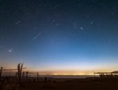 شاهد ..صور نادرة لأمطار شهب الجباريات أعلى سماء بحيرة قارون