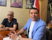 مصطفى كامل يعلن عن رحلة عمرة مجانية لـ40 من غير القادرين والاختيار بالقرعة