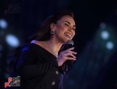 مي فاروق تفتتح حفل مهرجان الموسيقى العربية بأغنية ليلة حب لكوكب الشرق.. صور 