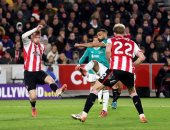 محمد صلاح يسجل وليفربول يواصل خسائره في الدوري الإنجليزي.. فيديو وصور 