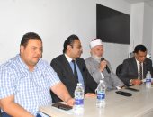 وكيل صحة سوهاج يناقش مؤشرات أداء مبادرة "سوء التغذية" بين طلاب المدارس