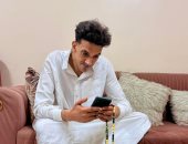 مجدى شطة بسبحة 99 حبة وجلباب أبيض فى أول ظهور بعد الإفراج عنه