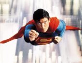 عرض زى الممثل كريستوفر ريف فى سوبرمان للبيع بمزاد عالمى.. تخيل سعره