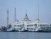 الفنار القديم وساحة مصر.. معالم تراثية بارزة مطلة على قناة السويس "صور"