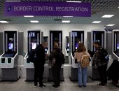 العالم هذا المساء.. الذكاء الاصطناعى يصنع إعصارا وهميا.. مشاهد ميليسا تخدع العالم.. منع جندى إسرائيلى من دخول التشيك بسبب جرائمه فى غزة.. وتعويض 40 ألف إسترلينى لطفل مهاجر لبريطانيا لاعتقاد السلطات أنه ثلاثينى