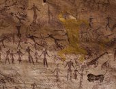 بمناسبة افتتاح المتحف الكبير.. كيف ألهمت البيئة القدماء لابتكار أدوات الصيد؟.. أول سكين فى التاريخ صنعها المصرى القديم.. أسرار رمزية لرسم الحيوانات بلا رؤوس داخل الكهوف.. وحكايات عن الصيد مروية على صخرة