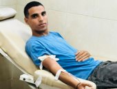 طلاب جامعة كفر الشيخ يمدون يد العطاء بالتبرع بالدم دعماً للمستشفى الجامعى